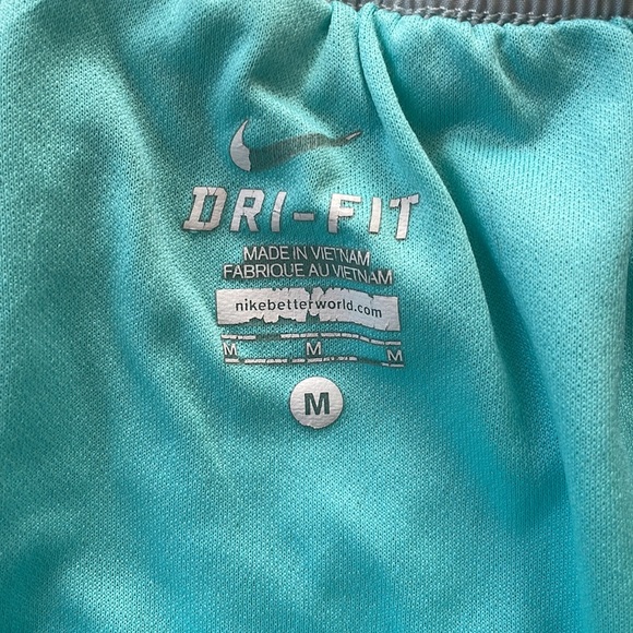 Nike Running Shorts - Picture 4 of 5